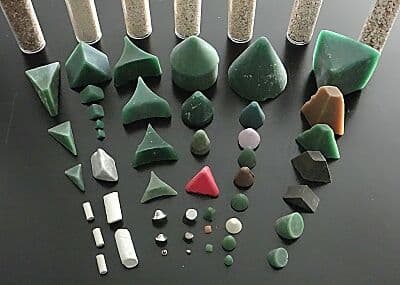 Examples of finishing media in different shapes and sizes